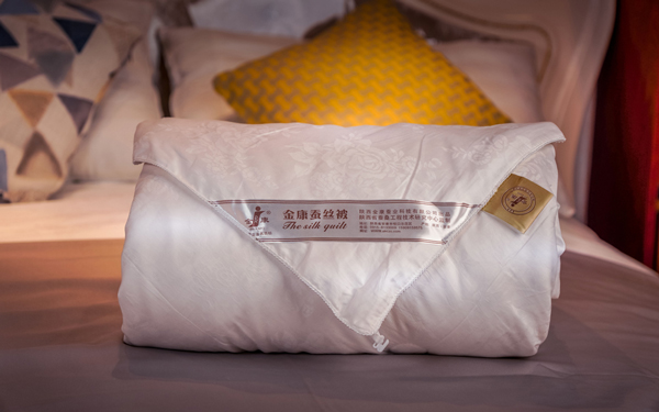 金康牌蚕丝被