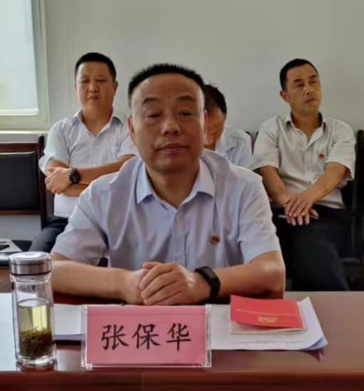 张.jpg