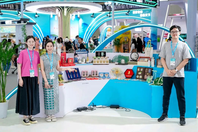 国丝文创精彩亮相2025中国文化旅游产业博览会