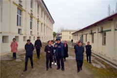 市慈善协会会长崔光华、上海慈善分会会长于登玉一行到市蚕种场调研指导