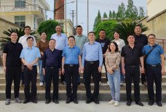 重庆市商务委一行到市蚕种场有限公司考察交流